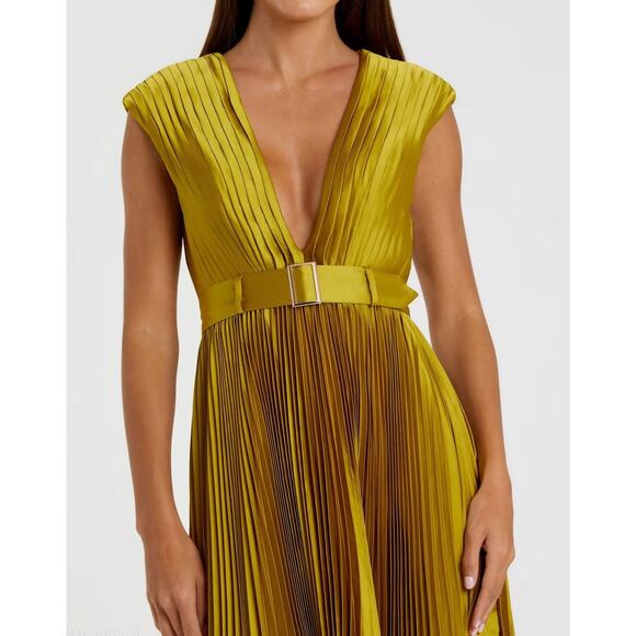 Mac Duggal Pleated Midi Dress Chartreuse Belted V Neck Size 6 NWT - Picture 12 of 13